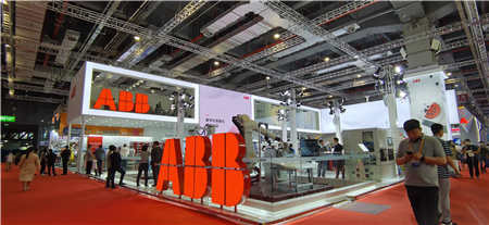 央視采訪 顯揚科技亮相央視直播間